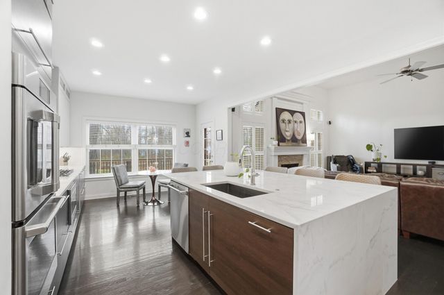 92 Buckeye Drive, Powell, OH 43065