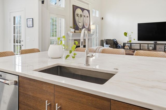 92 Buckeye Drive, Powell, OH 43065