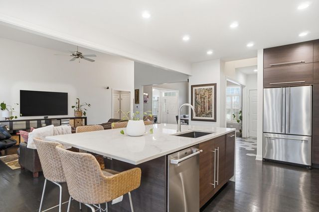 92 Buckeye Drive, Powell, OH 43065