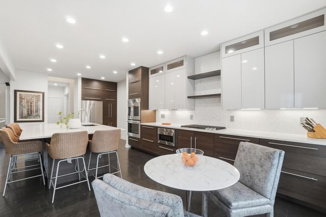 92 Buckeye Drive, Powell, OH 43065