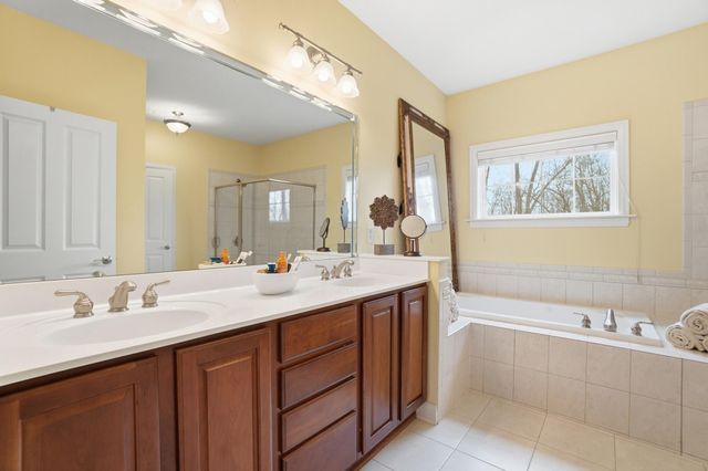 92 Buckeye Drive, Powell, OH 43065