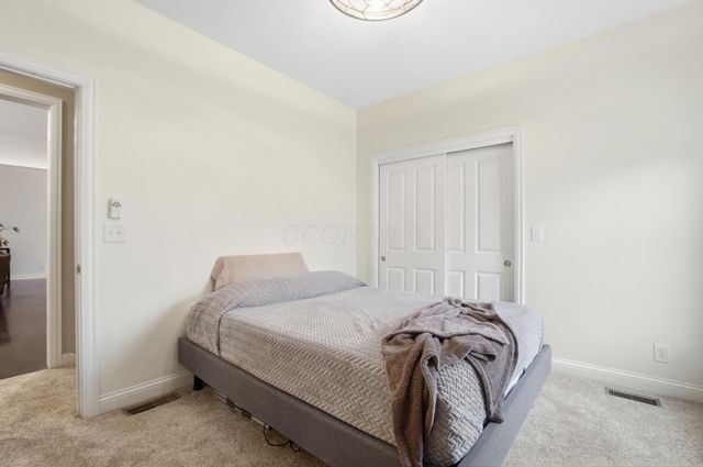 92 Buckeye Drive, Powell, OH 43065