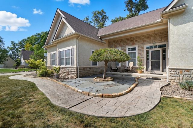 92 Buckeye Drive, Powell, OH 43065