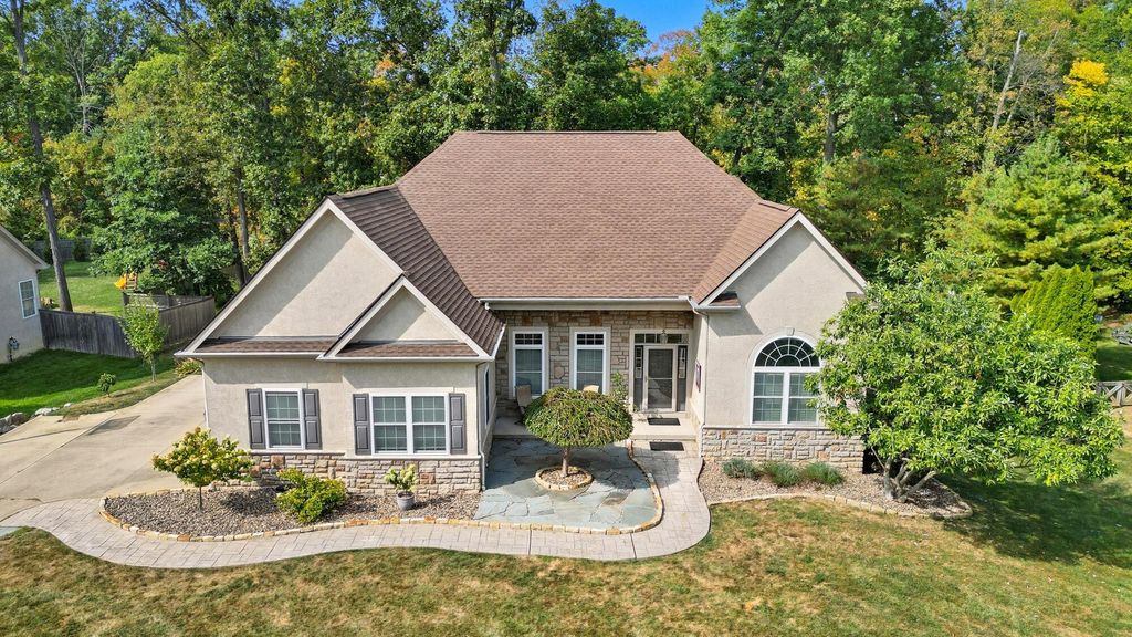 92 Buckeye Drive, Powell, OH 43065