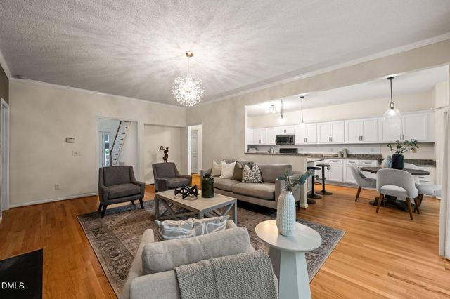 116 Tremont Circle, Chapel Hill, NC 27516
