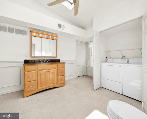 603 SWEDE ST, Norristown, PA 19401