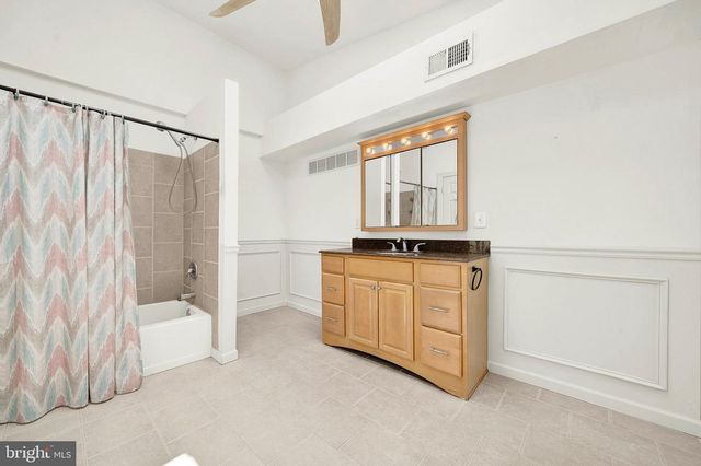 603 SWEDE ST, Norristown, PA 19401