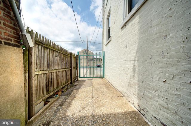 603 SWEDE ST, Norristown, PA 19401