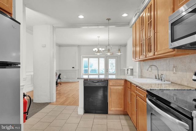 603 SWEDE ST, Norristown, PA 19401