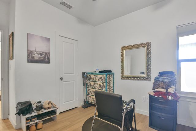 1203 N Evanston Avenue, Lubbock, TX 79416