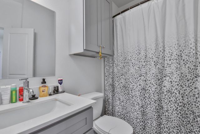 1203 N Evanston Avenue, Lubbock, TX 79416