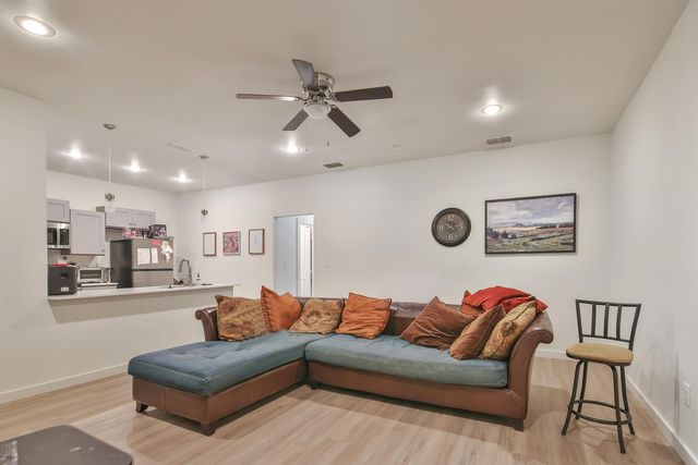 1203 N Evanston Avenue, Lubbock, TX 79416