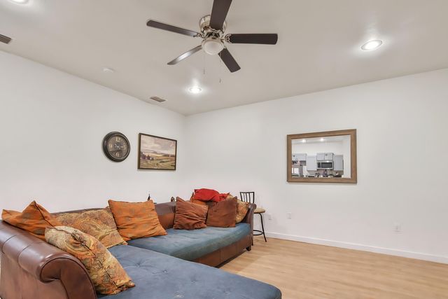 1203 N Evanston Avenue, Lubbock, TX 79416