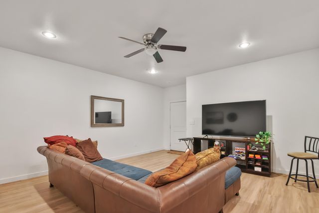 1203 N Evanston Avenue, Lubbock, TX 79416