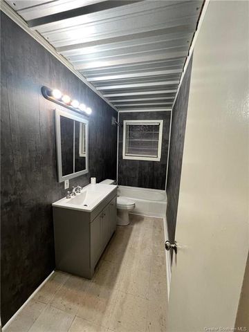 516 W Burton Street, Sulphur, LA 70663