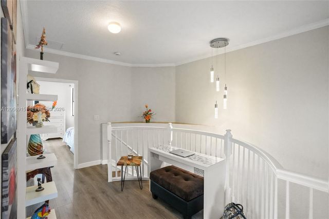 10341 NW 32nd Ter, Doral, FL 33172