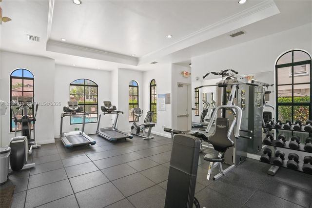 10341 NW 32nd Ter, Doral, FL 33172
