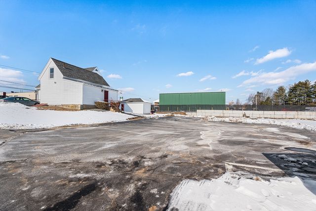 293 Bedford, Whitman, MA 02382