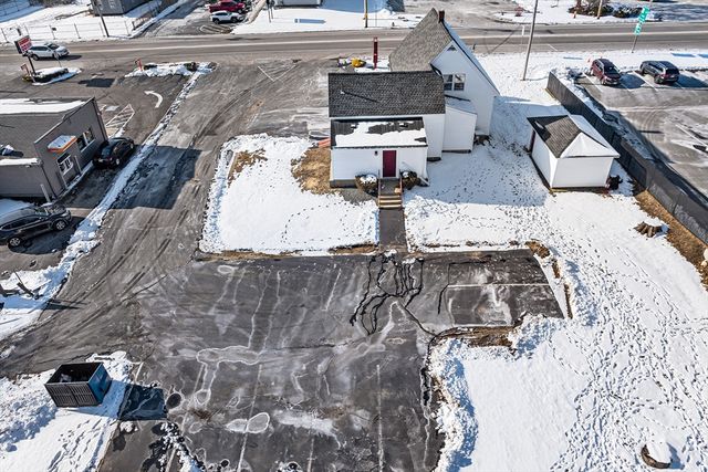 293 Bedford, Whitman, MA 02382