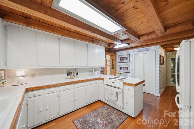 3497 Blue Creek Road, Lenoir, NC 28645