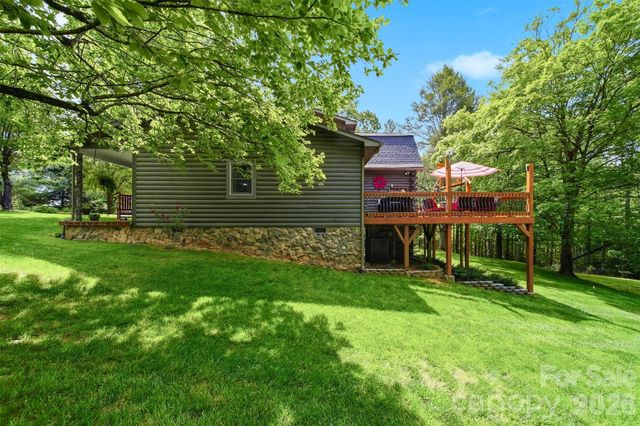 3497 Blue Creek Road, Lenoir, NC 28645