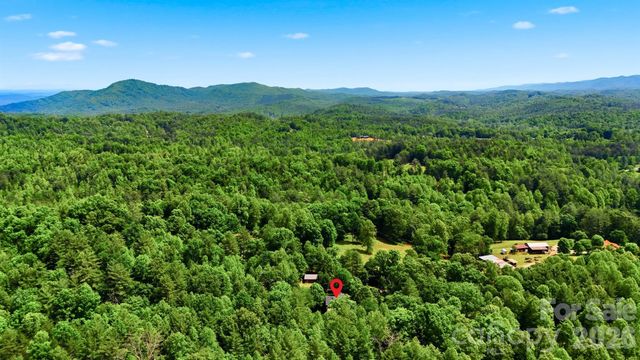 3497 Blue Creek Road, Lenoir, NC 28645