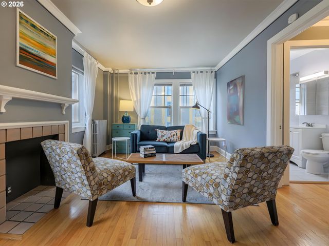 709 Sw 16TH Ave 304, Portland, OR 97205