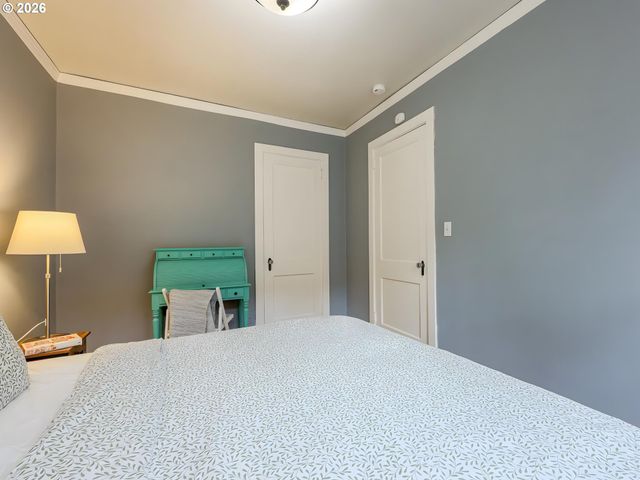 709 Sw 16TH Ave 304, Portland, OR 97205