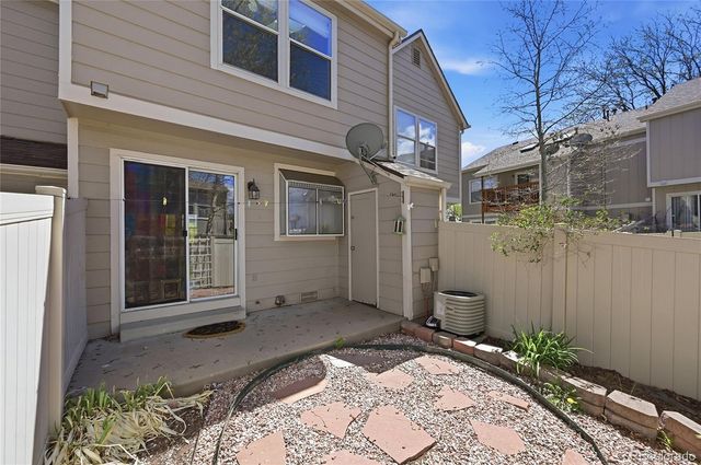 9631 W Chatfield Avenue B, Littleton, CO 80128