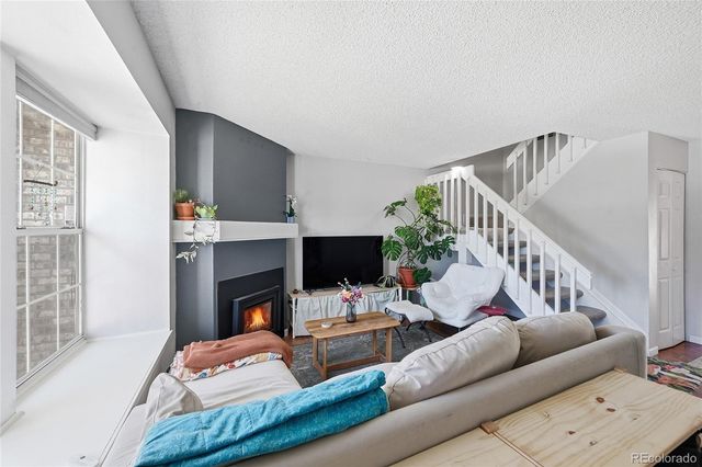 9631 W Chatfield Avenue B, Littleton, CO 80128