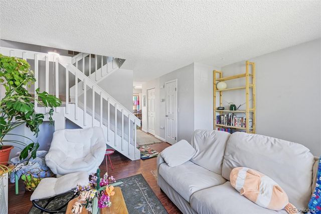 9631 W Chatfield Avenue B, Littleton, CO 80128