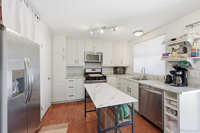 9631 W Chatfield Avenue B, Littleton, CO 80128