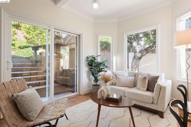 5200 Golden Gate Ave, Oakland, CA 94618