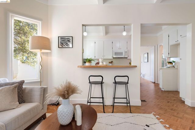 5200 Golden Gate Ave, Oakland, CA 94618