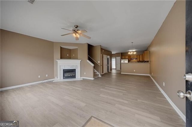 4203 Legacy Square, Atlanta, GA 30349
