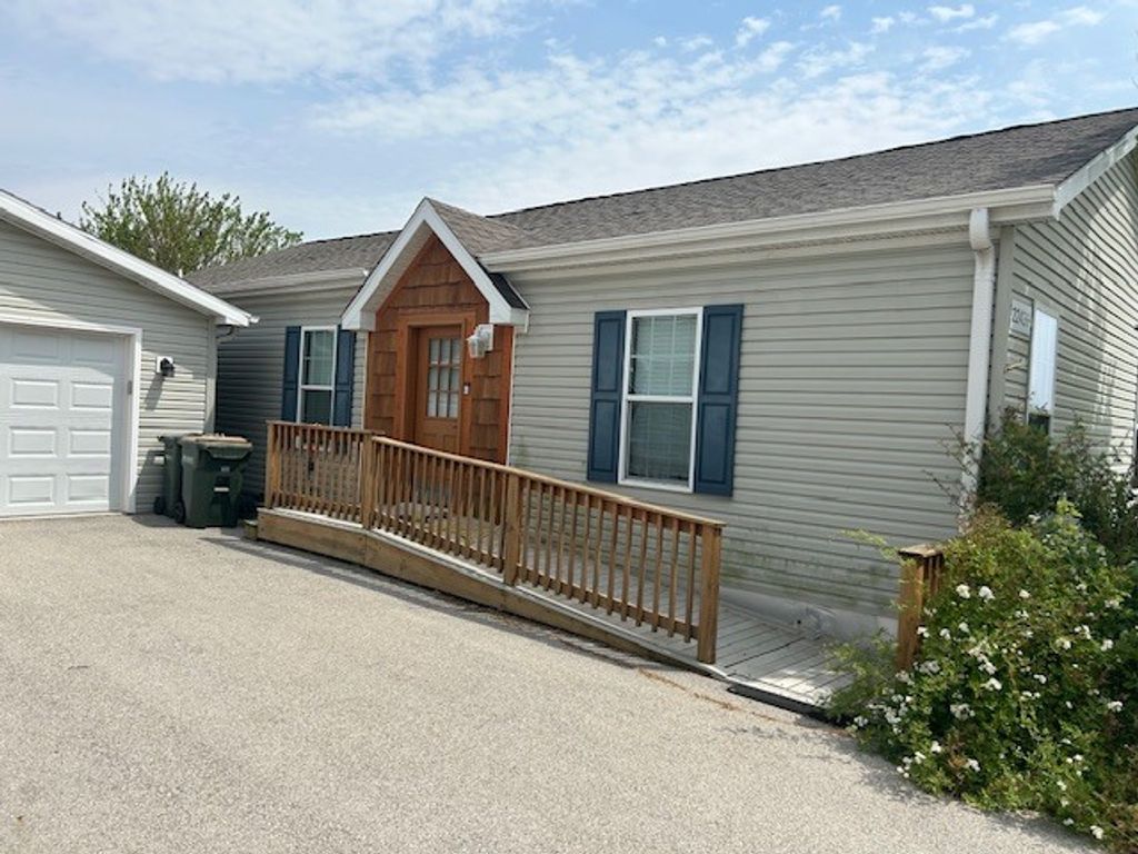 22439 S Remington Drive, Channahon, IL 60410
