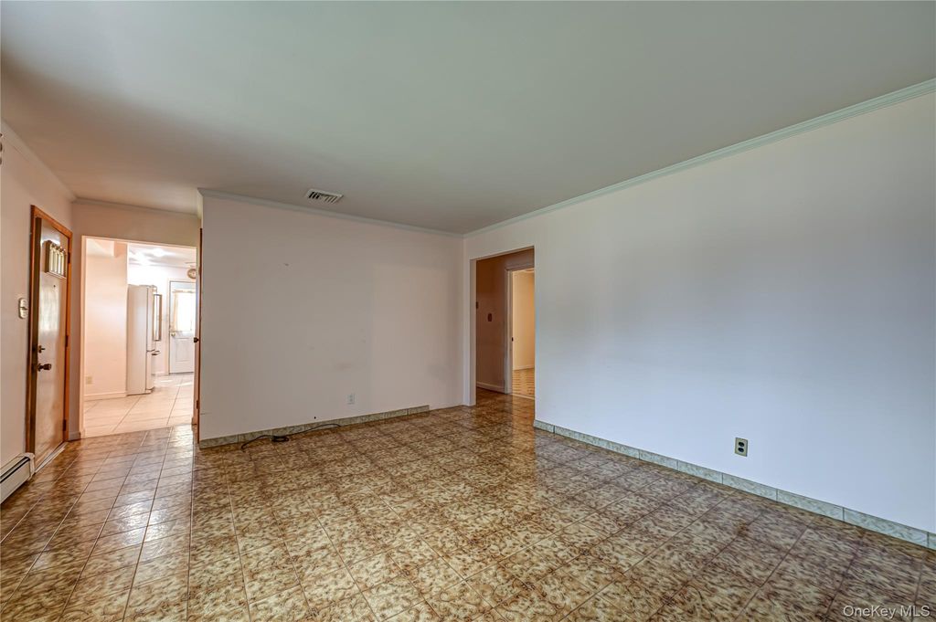 3986 Maplewood Drive, Seaford, NY 11783 — photo 5