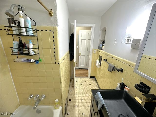 3613 Lynnfield Road, Shaker Heights, OH 44122