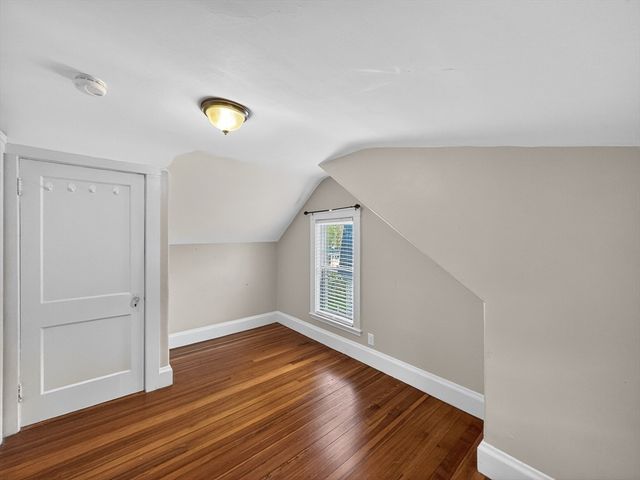 9 Hood St, Saugus, MA 01906
