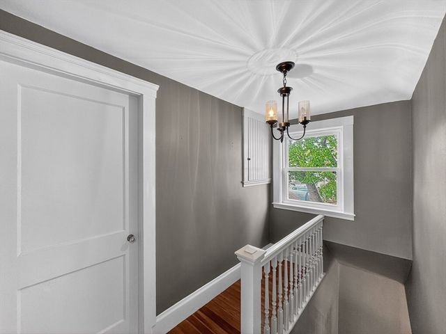 9 Hood St, Saugus, MA 01906