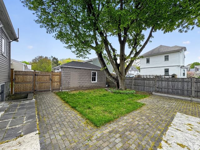 9 Hood St, Saugus, MA 01906