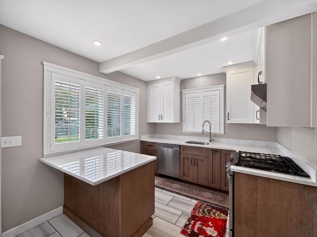 9 Hood St, Saugus, MA 01906