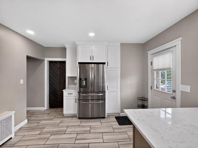 9 Hood St, Saugus, MA 01906