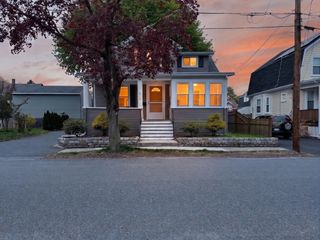 9 Hood St, Saugus, MA 01906