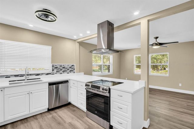 1001 JASMINE WAY, Clearwater, FL 33756