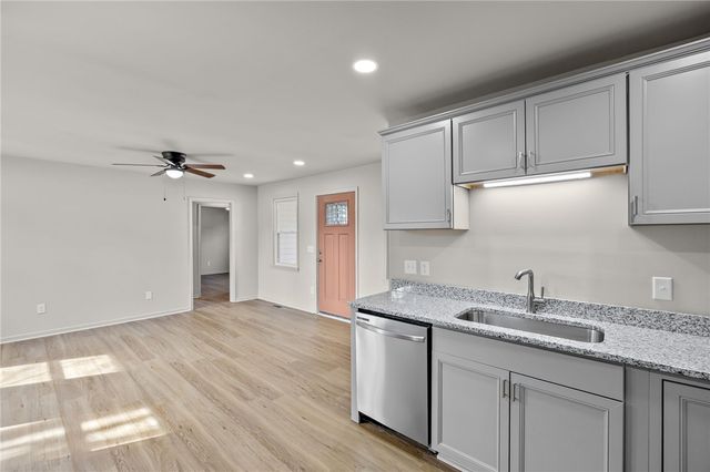 717 Old Stagecoach Road, Easley, SC 29642