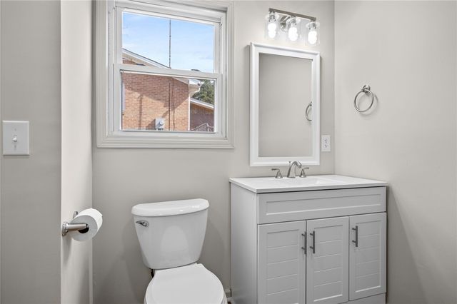 717 Old Stagecoach Road, Easley, SC 29642