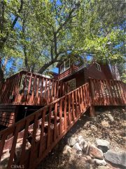 1289 Canyon Road, Fawnskin, CA 92333