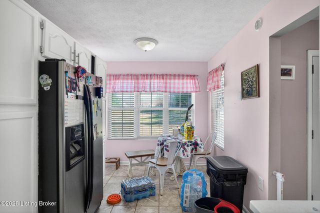 630 Picnic Hill Rd, Irvine, KY 40336