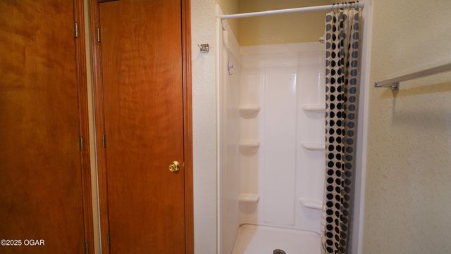 2521 S Adele Avenue, Joplin, MO 64804